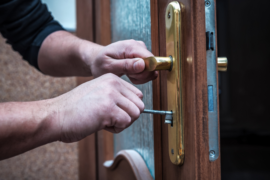 residential locksmith Woodmere NY